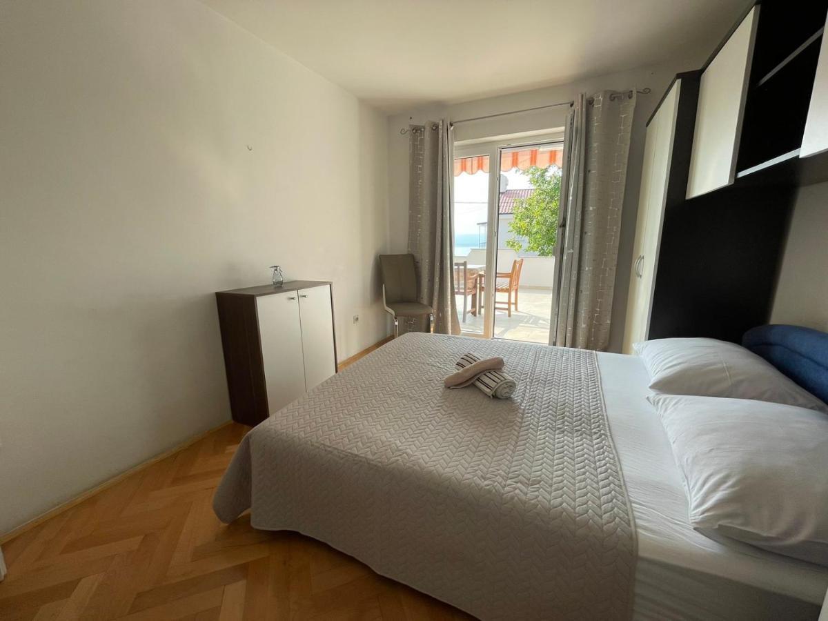 Apartman Renata 茨里克韦尼察 外观 照片
